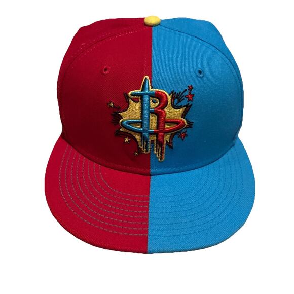 New Era 59FIFTY Houston Rockets Holiday Games Rock Em’ Sock Em’ Fitted Hat 7 1/4 - Picture 1 of 9